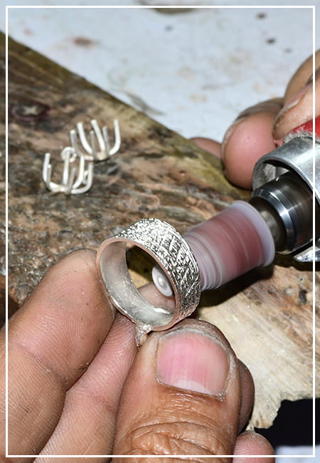 Precision and Passion: The Manufacturing Techniques Behind DWS Jewellery