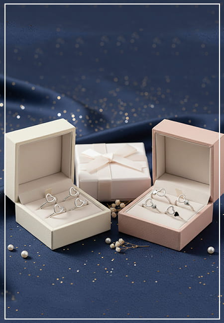 Private Label Love Jewelry: Low MOQ for Boutique Retailers