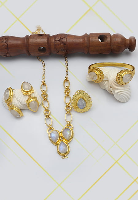 Women’s Day Jewelry Manufacturing Trends Retailers Shouldn’t Miss