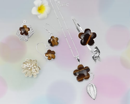 Spring Blossom jewelry collection