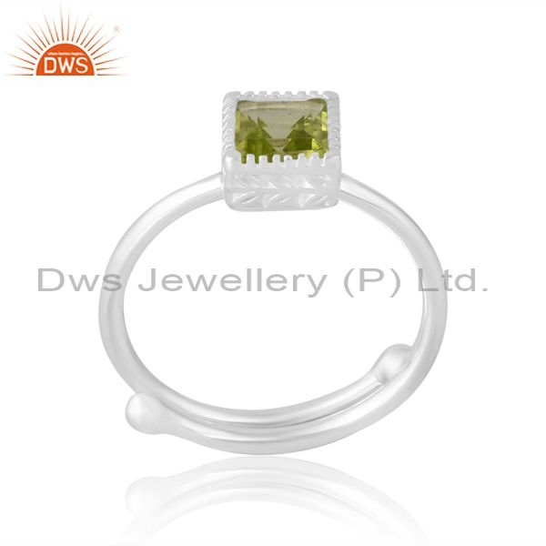 Women's Wire Border Ring In Peridot Square Sterling Silver
