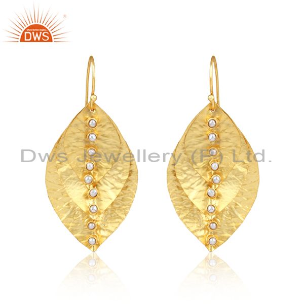 Handmade leaf design yellow gold on fashion pearl earrings