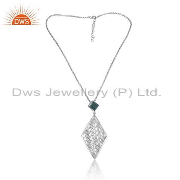 Green onyx and woven rhombus fine silver pendant and chain