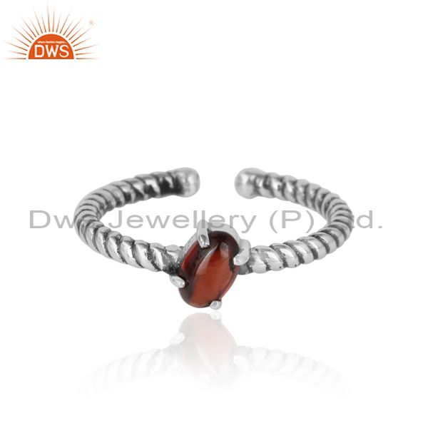 Dainty Oxidized Silver Ring Adorn With Tilted Natural Garnet