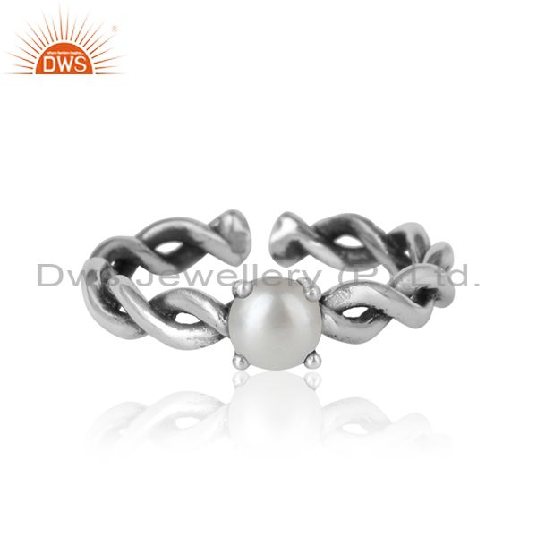 Designer dainty twisted ring in oxidized silver 925 with pearl