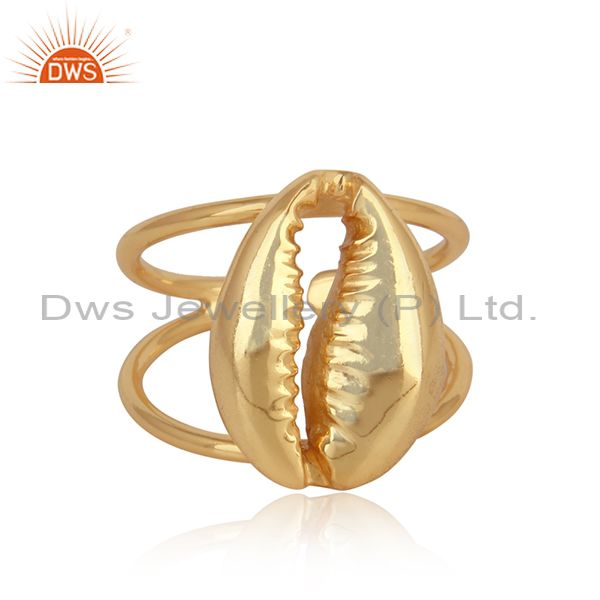 Amazing Cowrie Ring With Splited Shank In Gold On Silver 925