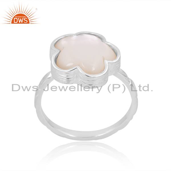 Stunning Mother of Pearl Ring: Elegant and Timeless
