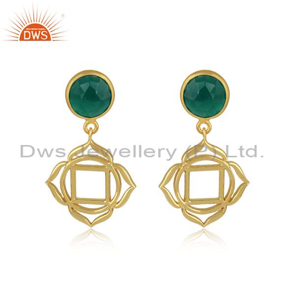 Root chakra earring in yellow gold on silver with green onyx