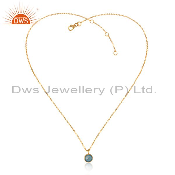 Dainty necklace in yellow gold over silver with blue chalcedony