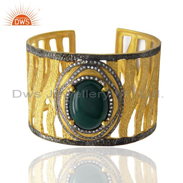 Exporter Gold Plated Green Onyx And CZ Textured Cuff