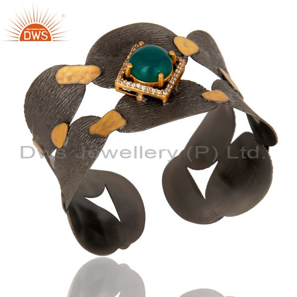 Exporter Green Onyx and Zircon Black Oxidized Hammered and Scratched Handmade Cuff