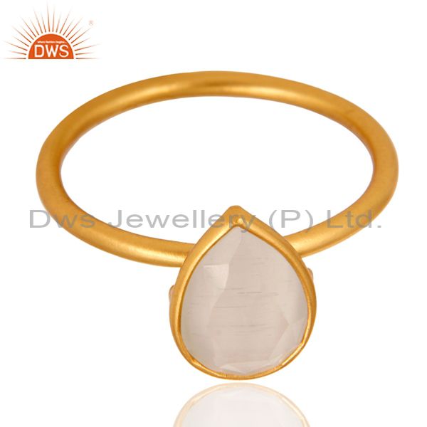 Wholesalers Shiny 18K Yellow Gold Plated Sterling Silver White Moonstone Bezel Set Ring