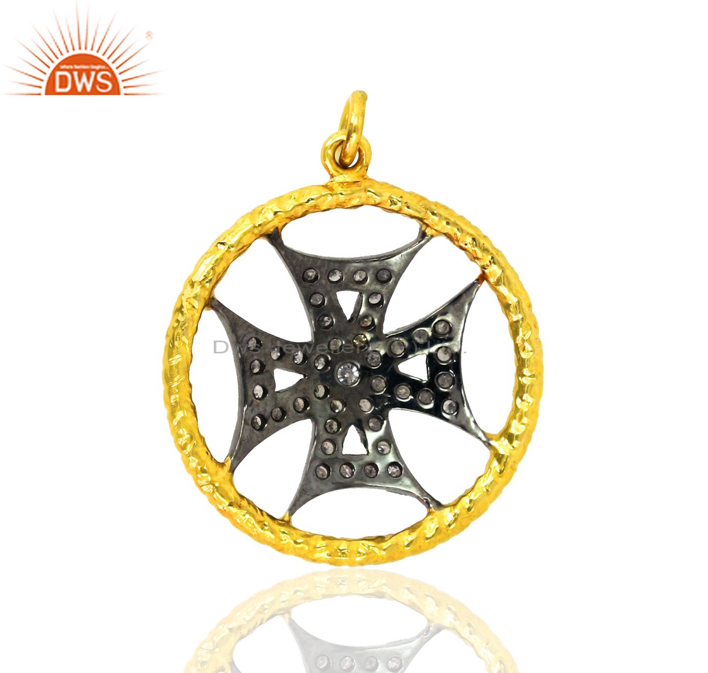 Exporter Pave Diamond Handmade Round Cross Pendant 925 Sterling Silver Jewellery