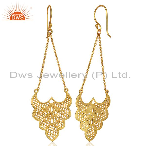 Exporter Crest shaped lace earring is 3.5cm x 2.7cm with 4 cm chain drop Gold Plated