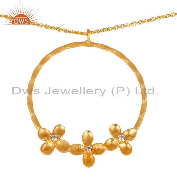 Exporter 14K Yellow Gold Plated Handmade Flower Design Wide Brass Chain Pendant Necklace