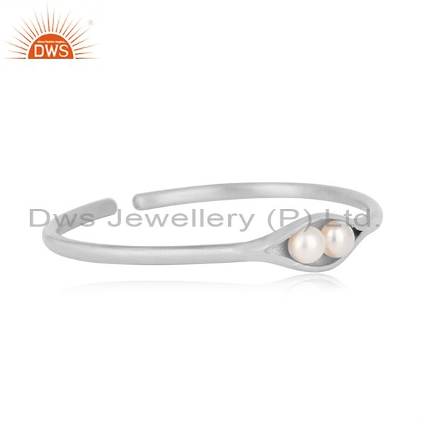 Designer seedpod cuff in solid silver 925 with natural pearls