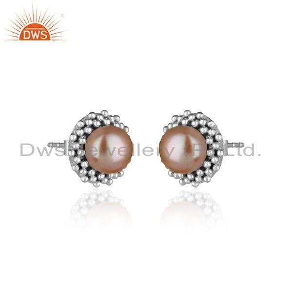 Textured stud in rhodium plated silver 925 with pink pearl