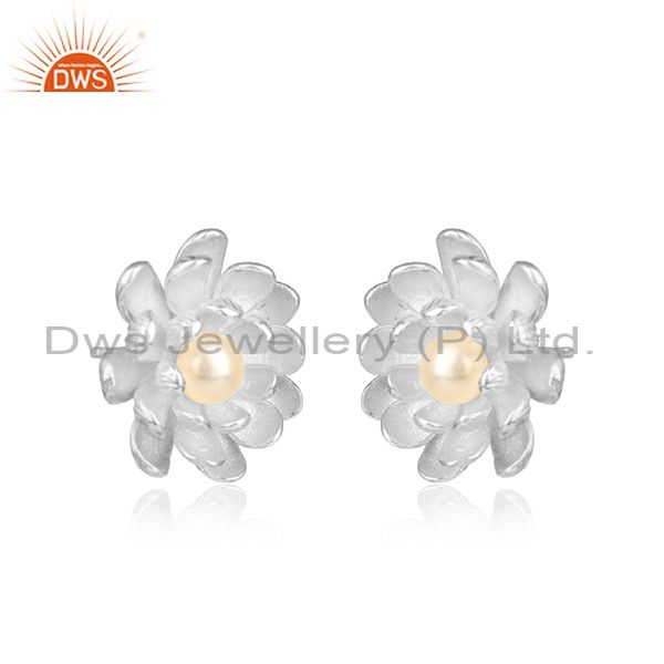 Flower design dainty sterling silver 925 studs with pearl