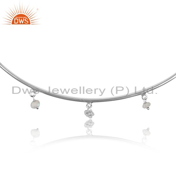 White Silver Choker Necklace With Rainbow Moonstone Bead