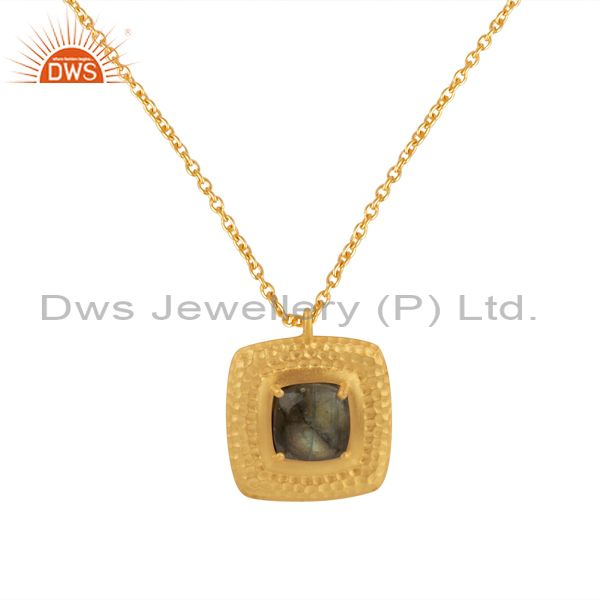 Hammer bold textured gold over silver labradorite chain pendant