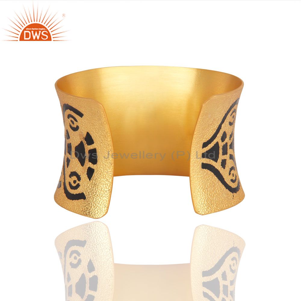 Suppliers 24k Yellow Gold Plated Black Enamel Designer Look Wide Cuff Bangle Bracelet