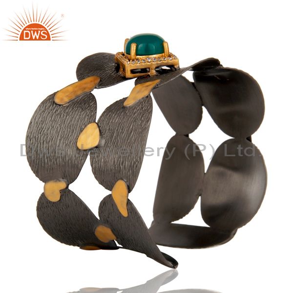 Suppliers Green Onyx and Zircon Black Oxidized Hammered and Scratched Handmade Cuff
