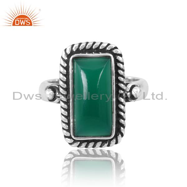 Radiant Aura: Discover the Enchanting Ring of Green Onyx