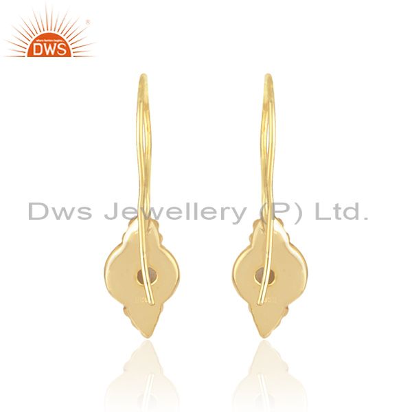 Handmade dainty earring in yellow gold over silver 925 with pearl