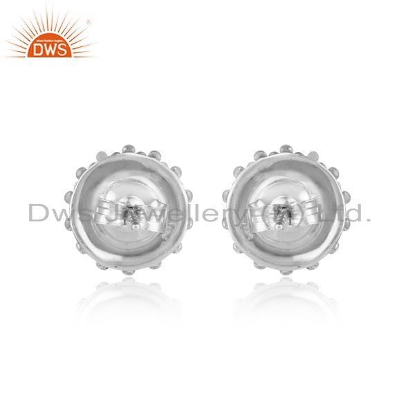 Handmade stud in rhodium plated silver 925 adorn with pearl