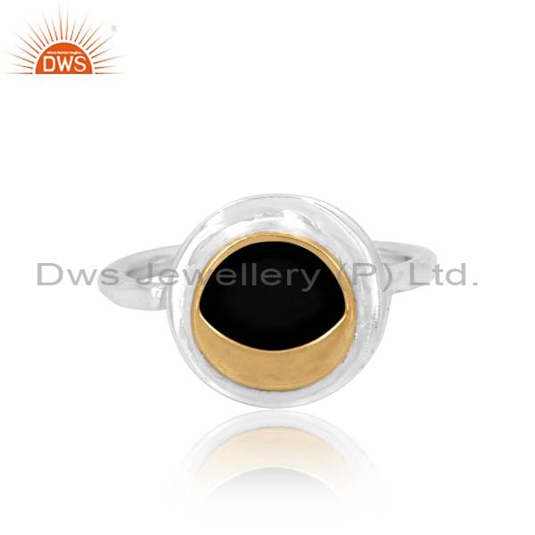 Stylish Silver Ring with Black Onyx: Elegant Design