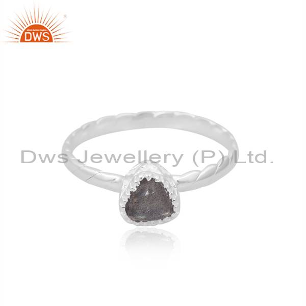 Trillion Cut Labradorite Ring - Exquisite Gemstone Jewelry