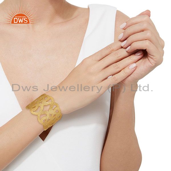 Wholesalers Handcrafted Brass 18k Gold Plated Fashion Cuff Bracelet Manufacturer