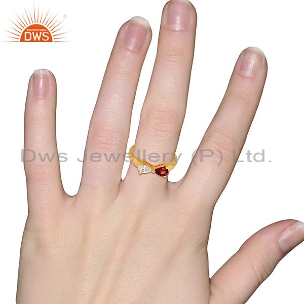 Wholesalers 22K Yellow Gold Plated Brass Natural Garnet And Cubic Zirconia Fashion Ring