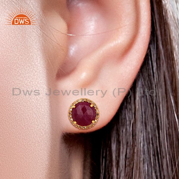 Wholesalers Ruby Gemstone Diamond 18k Yellow Gold Stud Earrings Jewelry Manufacturer