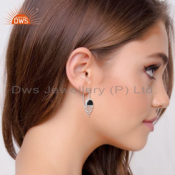 White Silver Dangles Earrings Set With Black Onyx