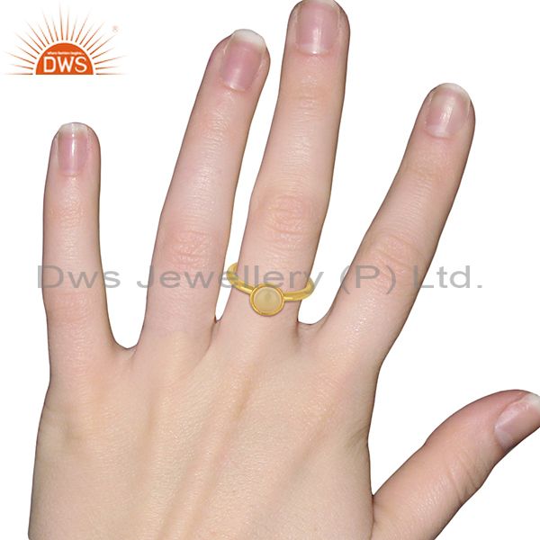 Wholesalers Designer Rose Chalcedony Gemstone Yellow Gold Plated Silver Rings