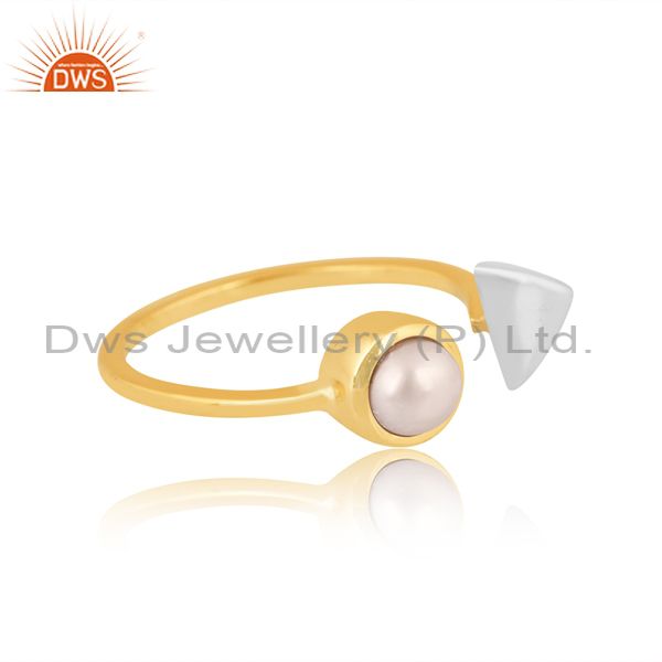 White And Gold Brass Ring With Natural Round Pearl On Top