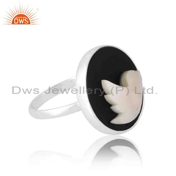 Beautiful Fly Bird Ring In Pearl Cabushion And Onyx Coin