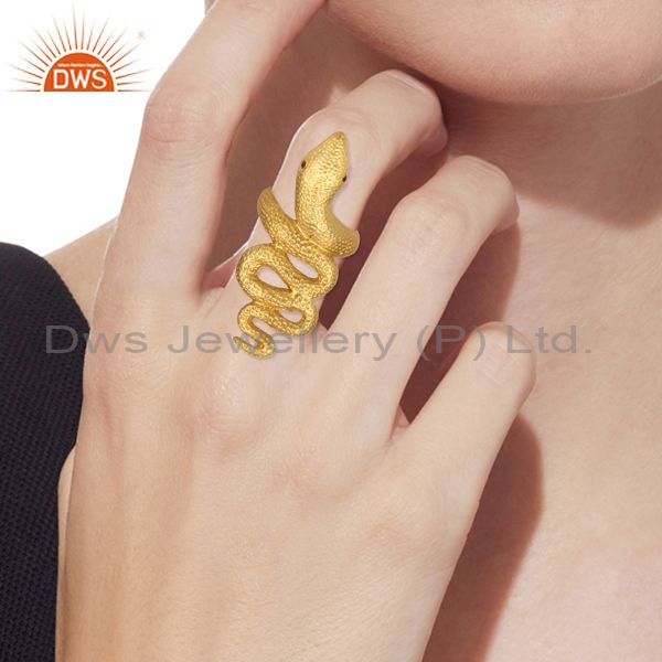 Designer Snake Textured Gold On Silver Ring With Zircon Red