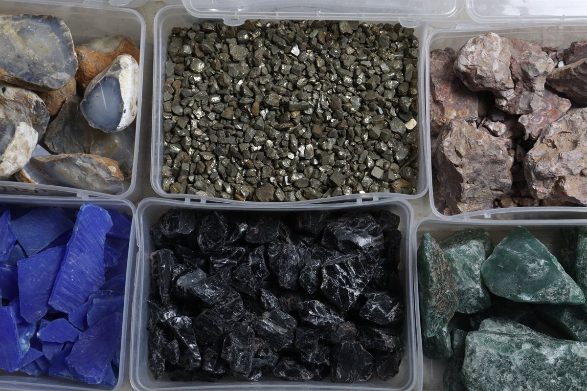 Rough gemstone stock sorted for cutting at DWS Jewellery, Jaipur